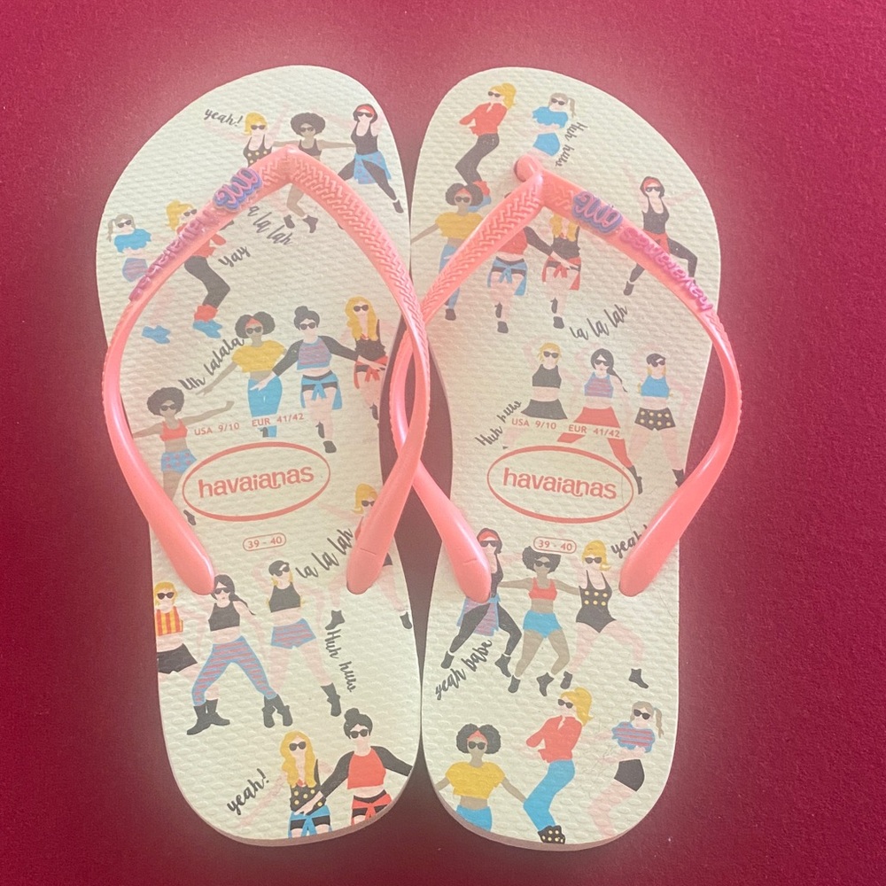 Havaianas Kids Flip Flops - Pink and White